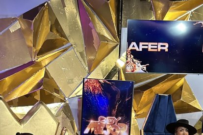 Las chicas están enemistadas desde 2018 cuando grabaron la telenovela Sharon. Surgieron diferencias entre ambas.