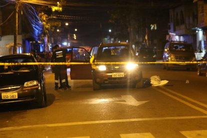 Una personas fue asesinada en el suburbio.