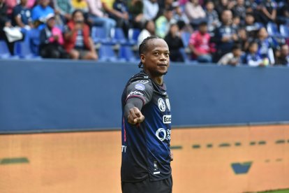 Romario Ibarra y su alegría tras estrenarse como goleador en Independiente del Valle.