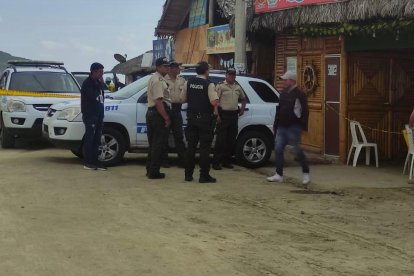 Personal de la Policía Nacional acordonó el área