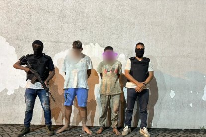 En poder de los menores se encontró un celular, que es parte de las evidencias.