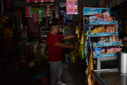 Patricio Caiza ha dejado de comprar ciertos productos para que no se pudran.