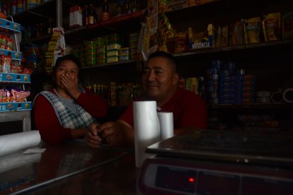 Patricio no tiene $1.500 para un generador