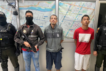 La Policía detuvo a los dos presuntos responsables de la balacera.