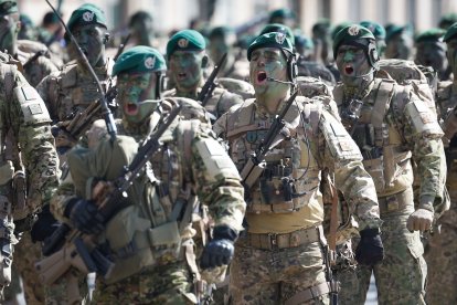 Referencial. Militares