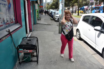 Expertos aconsejan no colocar generadores eléctricos en la vía pública.