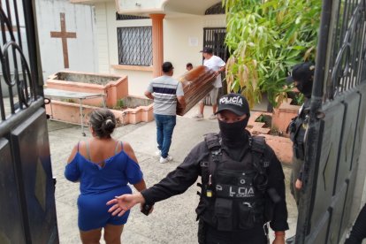 La Policía vigiló las instalaciones del anfiteatro del cantón Daule.