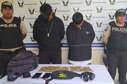 Los sospechosos fueron detenidos y trasladados a una unidad policial y luego a la Fiscalía de Flagrancia.