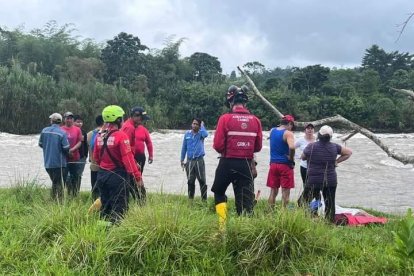 Elementos de socorro se hicieron presentes en el sitio.