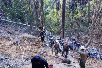 La búsqueda sigue en la Zona de Tiwino, donde se estrelló el helicóptero con ocho ocupantes.