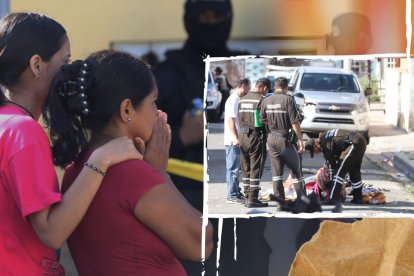 Carmen Márquez recibe el consuelo de una de sus hijas, mientras observa la labor policial.