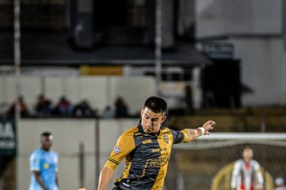 Fernando Gaibor volante de Barcelona.