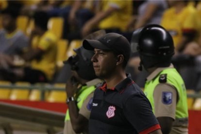 Juan Pablo Buch es el nuevo DT de Delfín SC