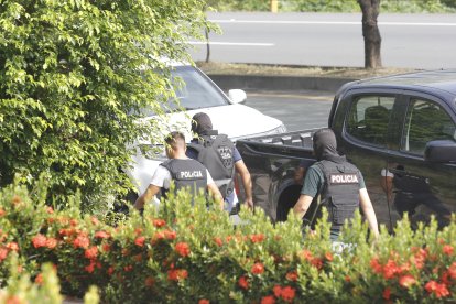 La operación policial tuvo lugar en un predio de la vía a la costa.
