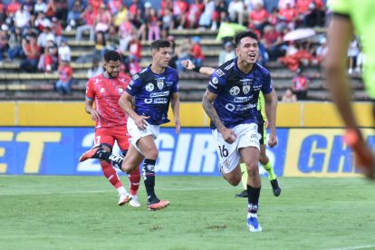 Kendry Páez le cambio la cara al partido, en el penal tuvo demasiada serenidad.