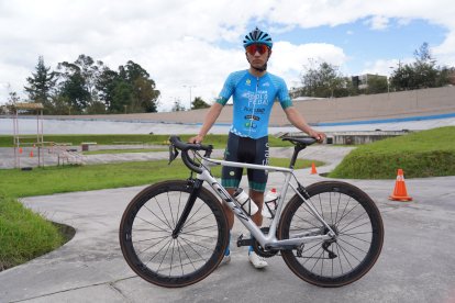 Haidar Zúñiga tenía tres años en el Team Solo Pedal que consiguió la pasantía.