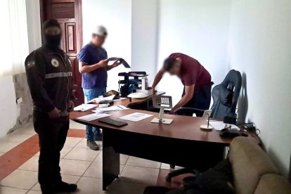 La Policía Nacional realizó allanamientos.