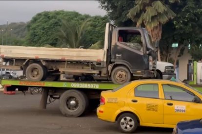 La retención de carros es parte del proceso de investigación.