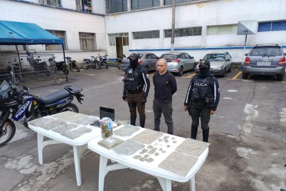 El sujeto es de nacionalidad colombiana.