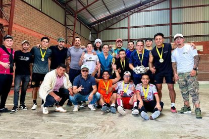 Jaime Iván Kaviedes es parte de las actividades del centro de rehabilitación Renacer