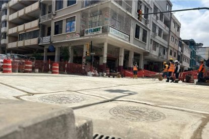 Los trabajos se realizan incluso durante los fines de semana y las noches.