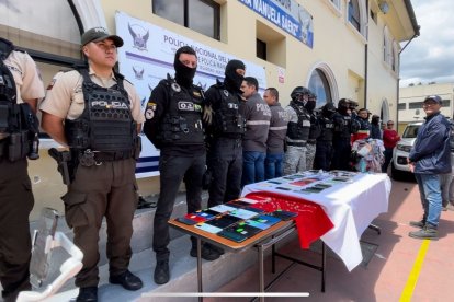 Algunos locales fueron cerrados por no tener 'papeles' al día.