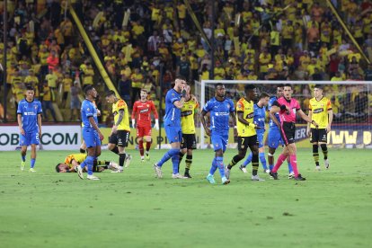 El Ídolo va ganando 1-0 ante Liga de Quito.