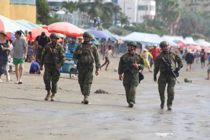 Las fuerzas del orden estarán vigilantes durante el feriado en Esmeraldas.
