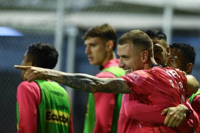 Renzo López hizo el gol de Independiente del Valle ante Macará.