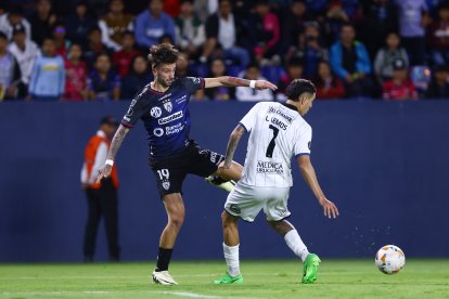 Con dos goles de Lautaro Día, Independiente del Valle venció a Liverpool.
