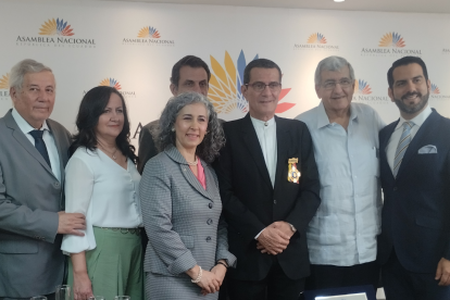 Polo Baquerizo estuvo acompañado de su familia.