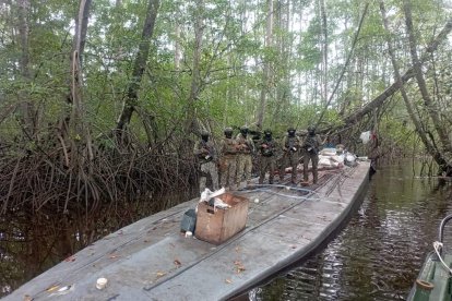 Las Fuerzas Armadas hallaron un semisumergible lleno de droga.