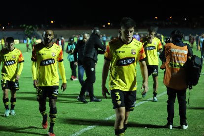 Barcelona y su tristeza en el estadio La Cocha.