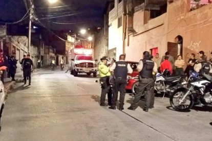 Al sitio llegaron más policías para realizar un operativo.