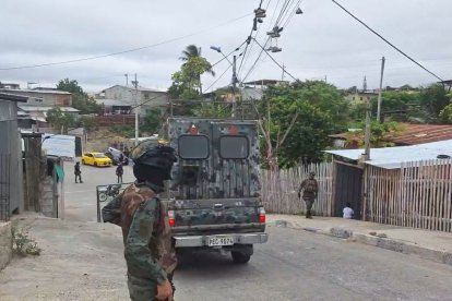Pese al control militar, aún hay asesinatos en Manta.