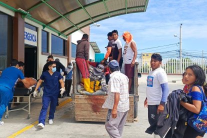 En la misma casa de salud permanecían otros tres heridos de bala.