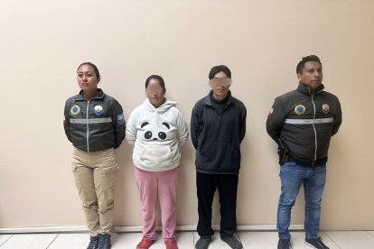 Los detenidos son un hombre y una mujer, cercanos a las menores de edad víctimas.