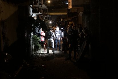 A uno de los fallecidos lo encontraron en un zaguán.