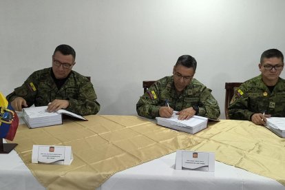 Directiva de la Brigada de Fuerzas Especiales Patria, conformada por Gustavo Iturralde (izq) y Edison Achig (der)