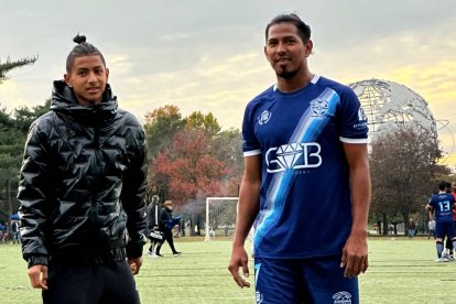 Davi Quiroz (d) analizó a los volantes de la Tri, zona en la que jugó como parte del combinado nacional.