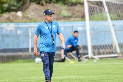 Jorge Célico dirigió a la selección y actualmente es el timonel de Universidad Católica.