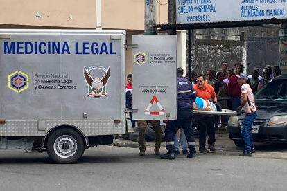 El cuerpo de la víctima fue levantado por personal de medicina legal.