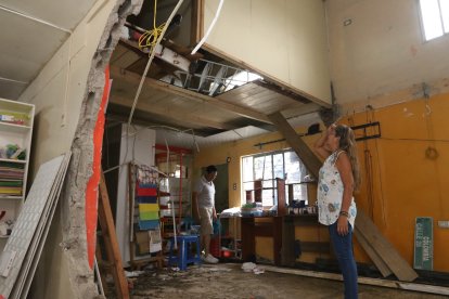 En Colombia y Villavicencio una vivienda fue afectada por el choque de un camión.