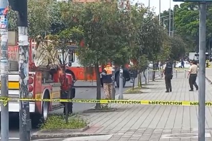 Los alrededores fueron acordonados por seguridad.