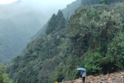 La carretera Paute-Guarumales-Méndez permanece cerrada al tránsito vehicular.