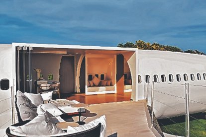 La casa es un avión Boeing 747