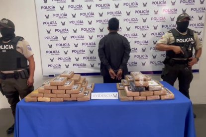 El ciudadano que se encontraba en el camión tiene 18 años y no registra pasado judicial.