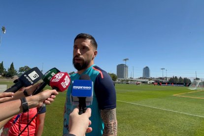 Hernán Galíndez habló sobre Ecuador ante los medios.