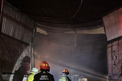 El flagelo movió a varias unidades del Cuerpo de Bomberos de Guayaquil