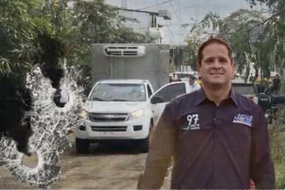 Personal de criminalística levanta evidencias del hecho